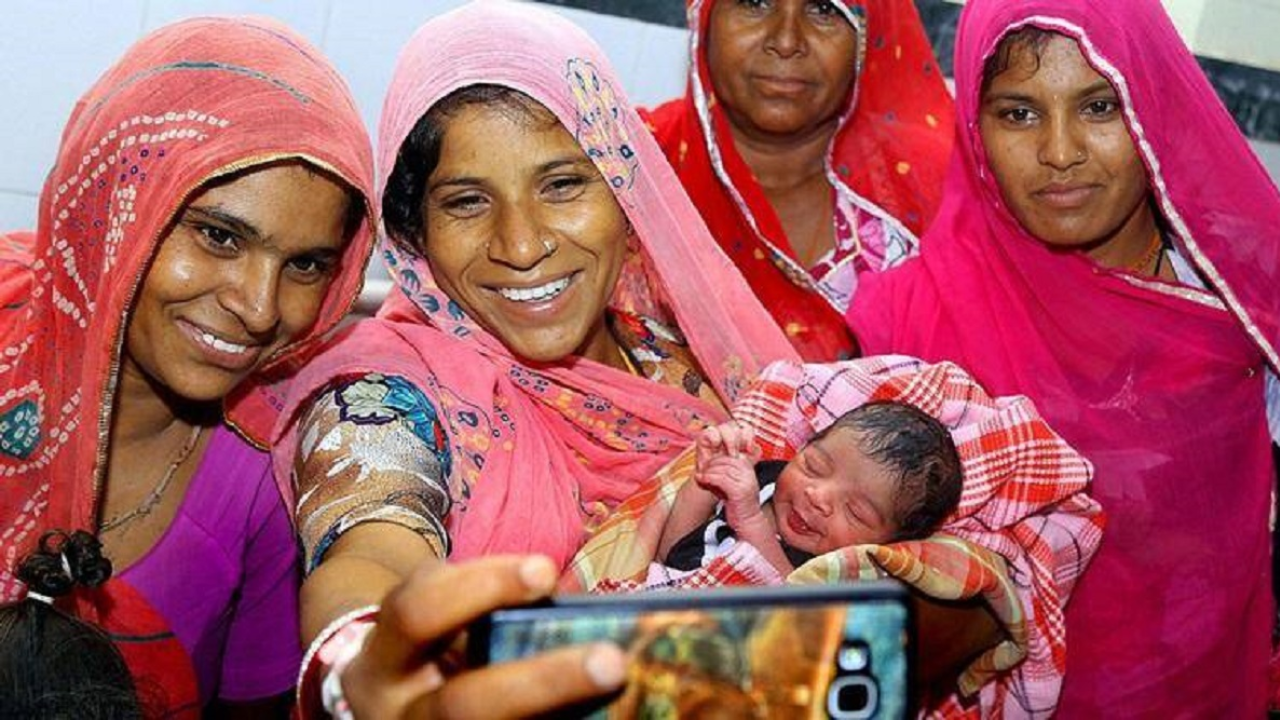 UP: दूसरी बेटी होने पर मिलेगी 6000 रुपये की धनराशि