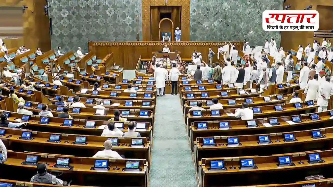 संसद में कैसे ऑन-ऑफ होता है सांसदों का माइक? विवाद के बीच जानिए कैसे कंट्रोल होती है आवाज