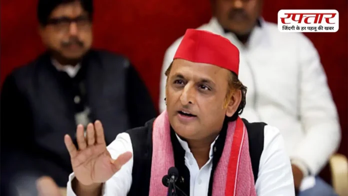 ”सपा सरकार बनवाओ, 40,000 रुपये सालाना पाओ” यूपी विधानसभा चुनाव से पहले Akhilesh Yadav ने महिलाओं के लिए किया बड़ा ऐलान