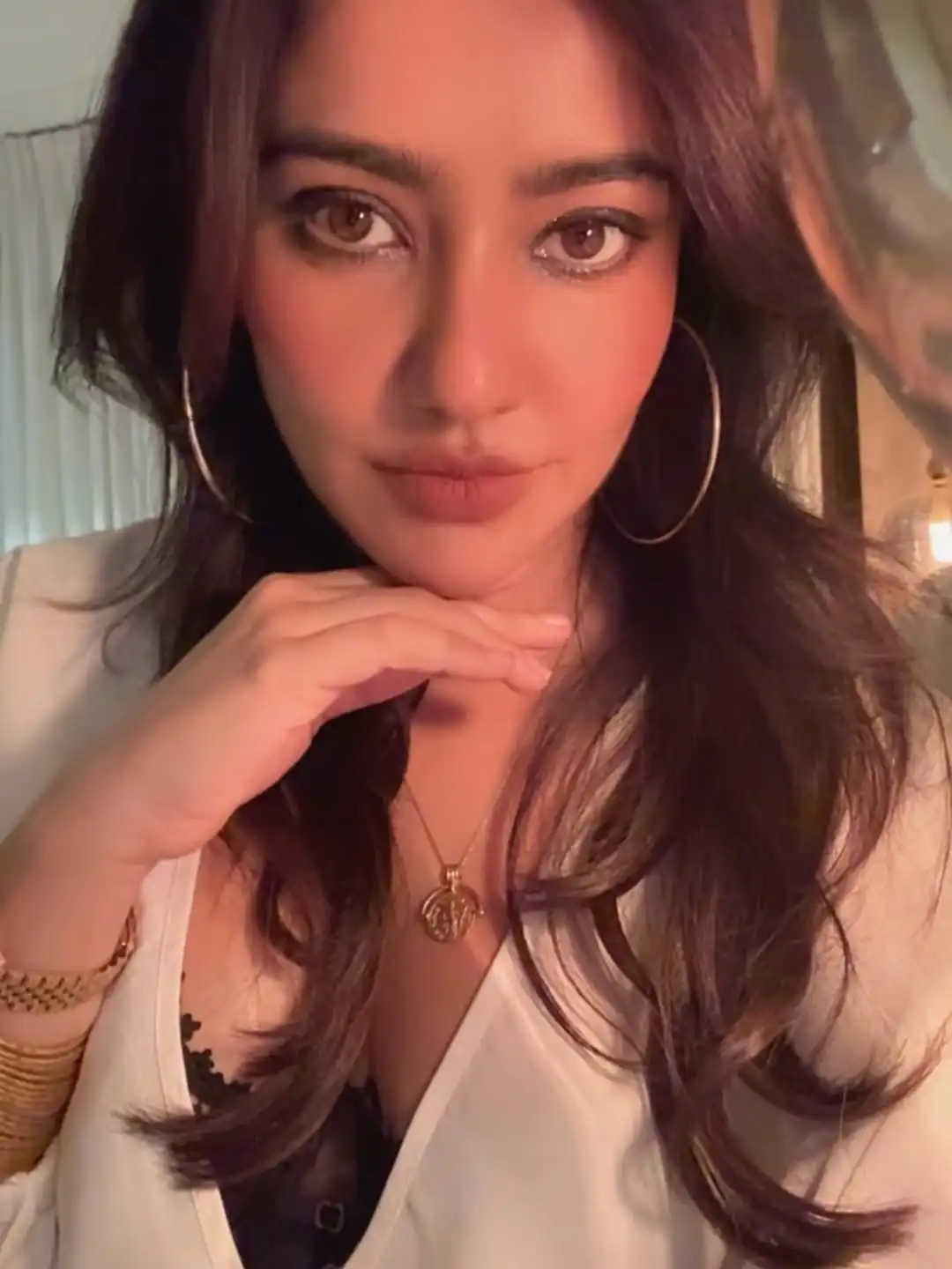 Neha Sharma Cool and Stylish Look (Credit: Instagram) 