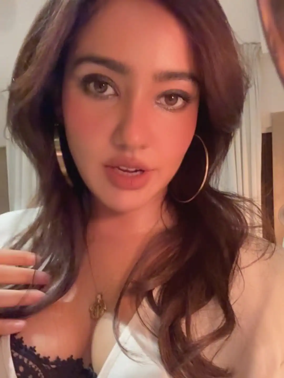 Neha Sharma Cool and Stylish Look (Credit: Instagram) 