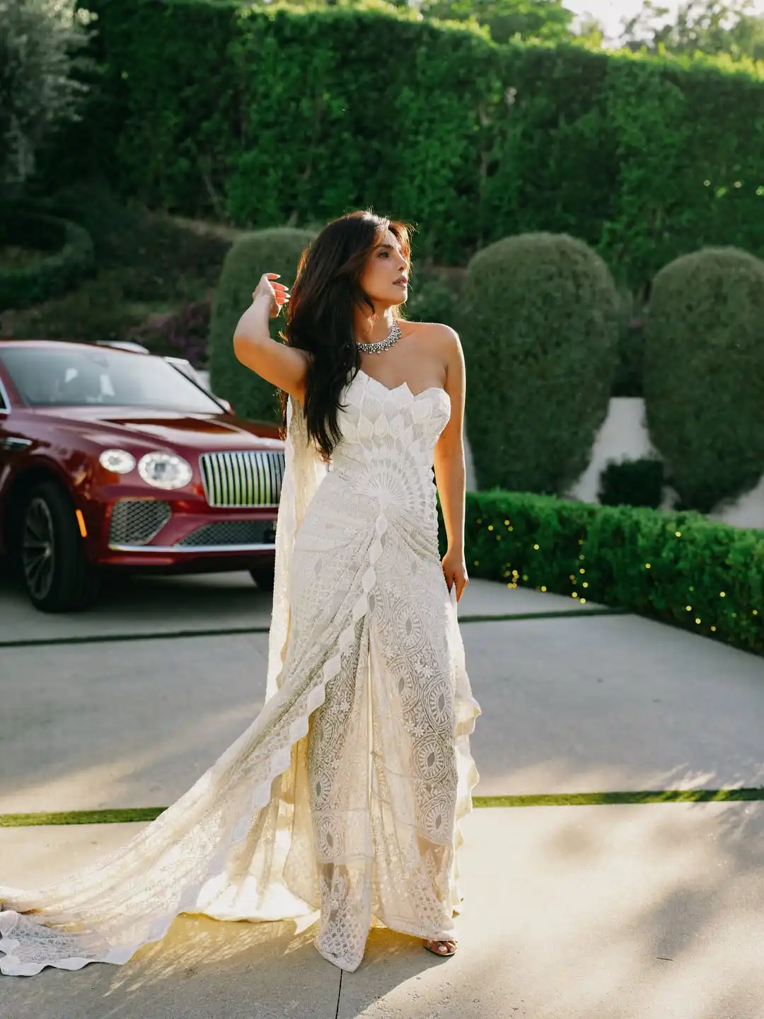 Priyanka Chopra Glam Look (Credit: Instagram) 