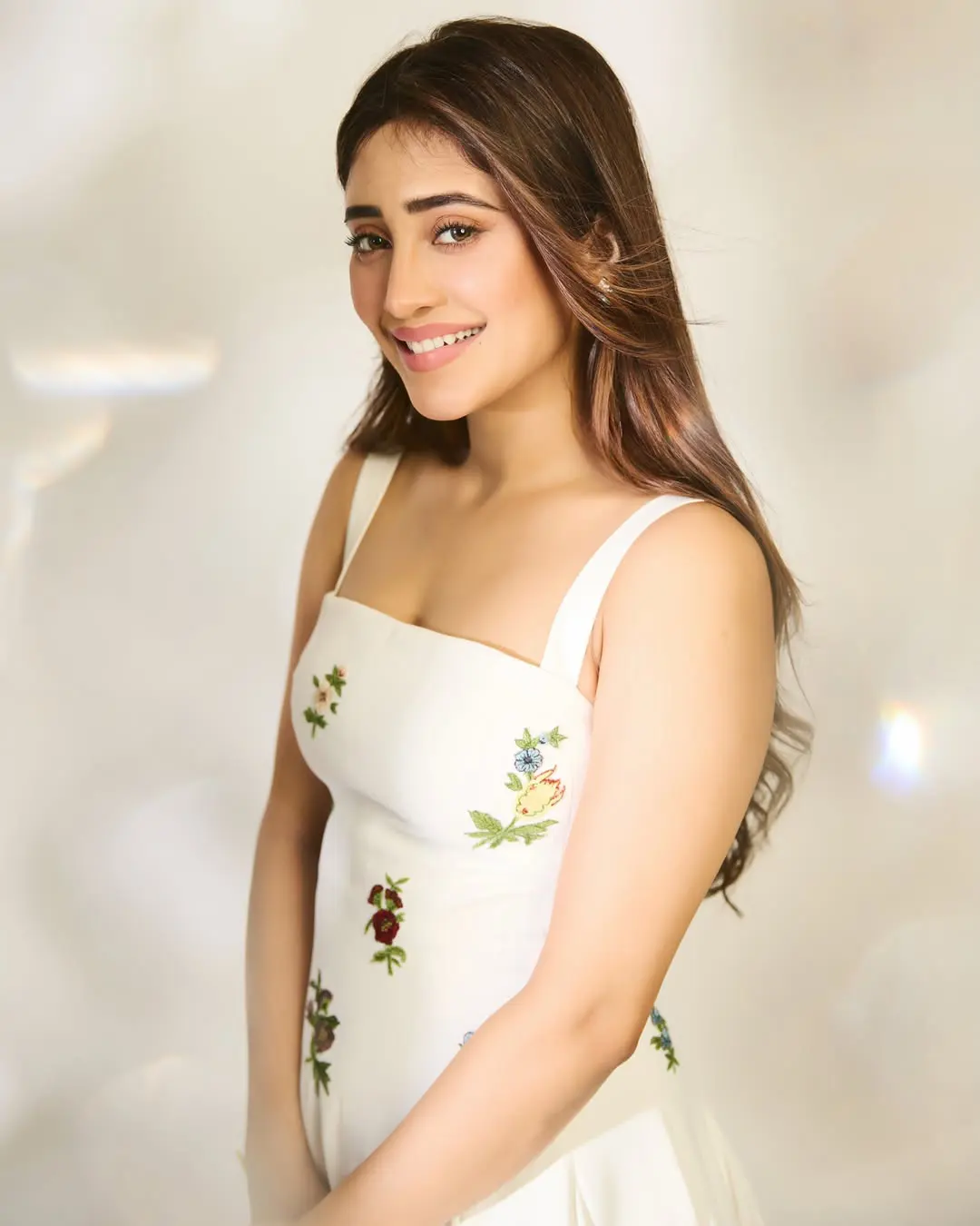 Shivangi Joshi Glam Look (Credit: Instagram) 