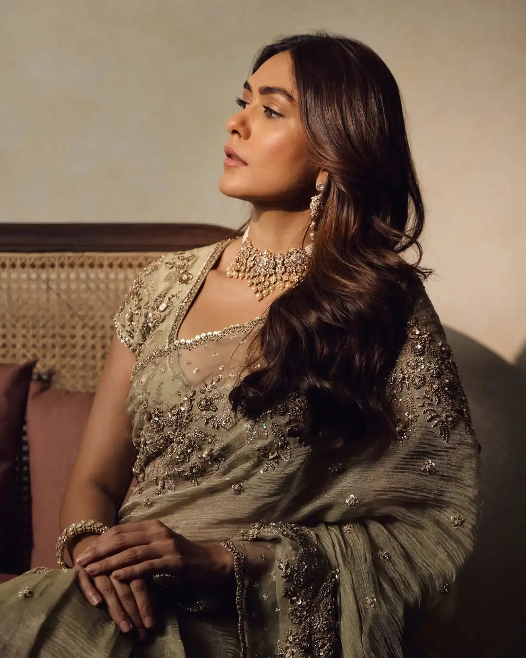 Mrunal Thakur Ethnic Look (Credit: Instagram)  	