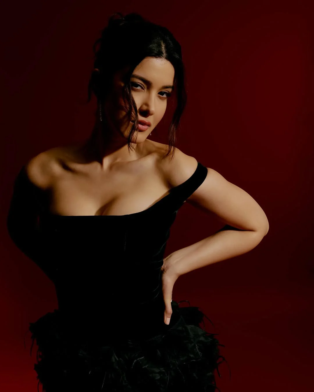  Shanaya Kapoor Bold Look (Credit: Instagram) 