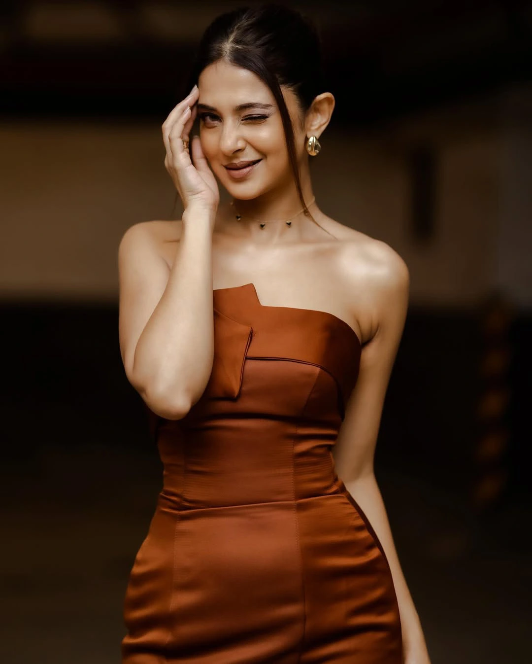  Jennifer Winget Glam Look (Credit: Instagram) 