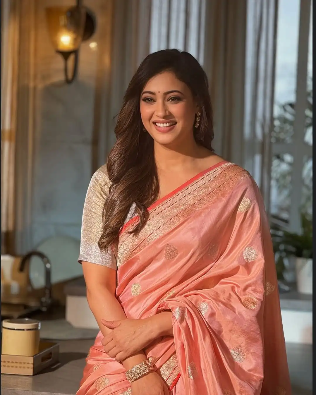 Shweta Tiwari Saree Look (Credit: Instagram) 