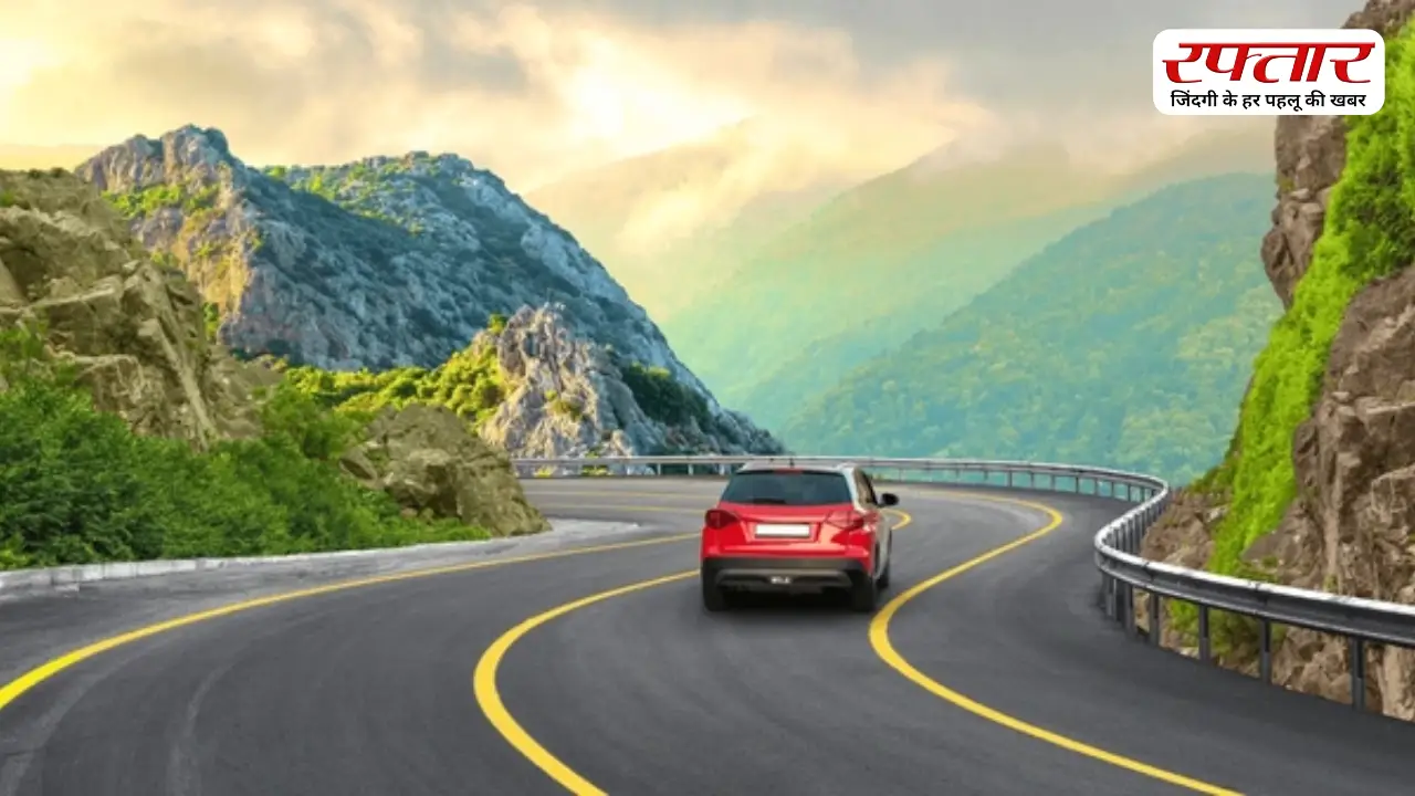 Hill Driving Tips: पहाड़ों पर ट्रिप का बना रहे हैं प्लान? ये गलतियां बीच रास्ते में खराब कर सकती हैं आपकी कार