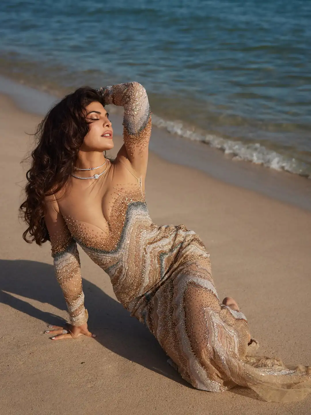 Jacqueline Fernandez Bold Look (Credit: Instagram) 
