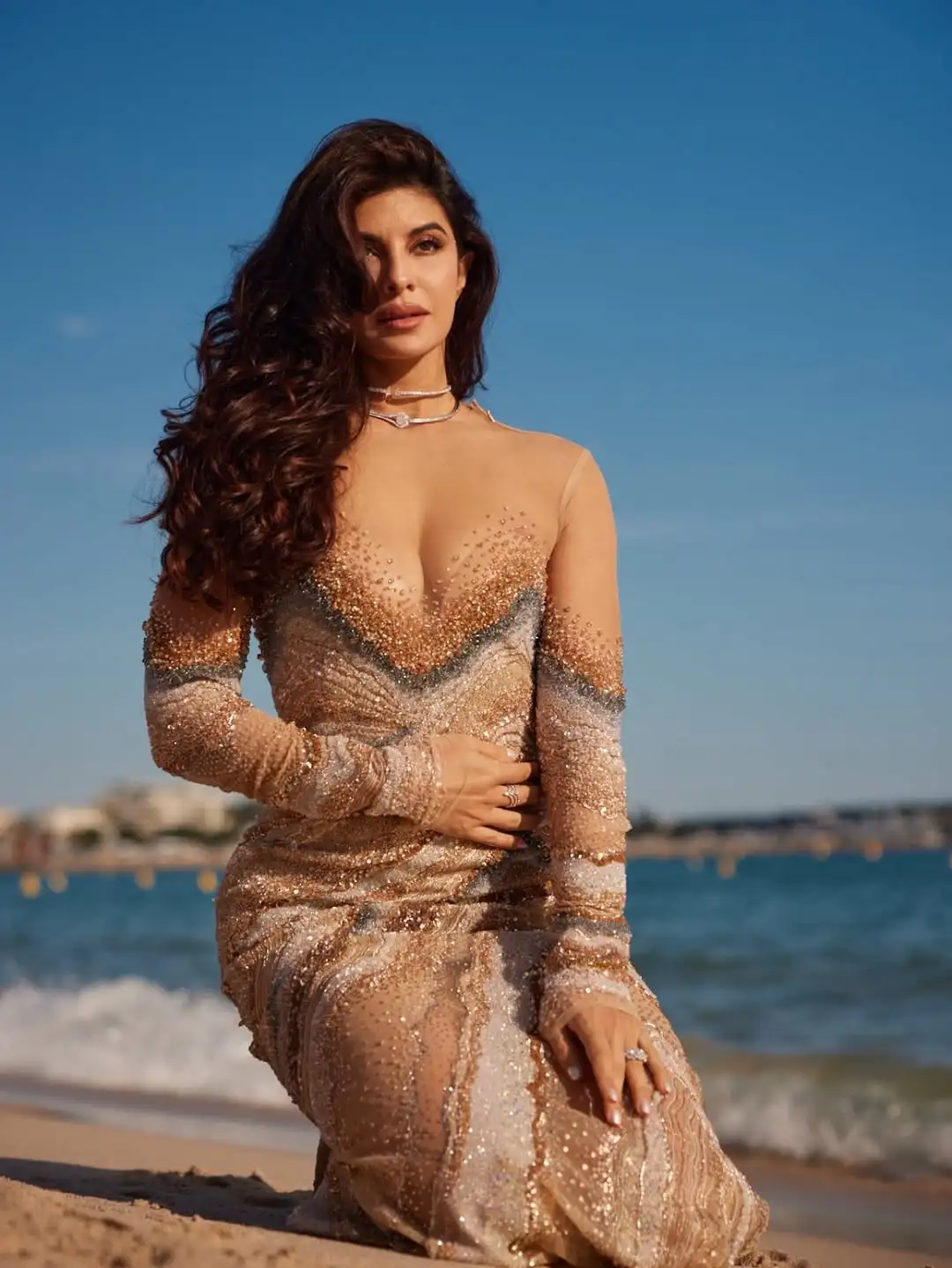 Jacqueline Fernandez Bold Look (Credit: Instagram) 